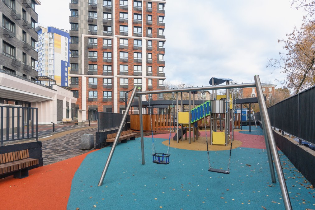 Современные детские площадки